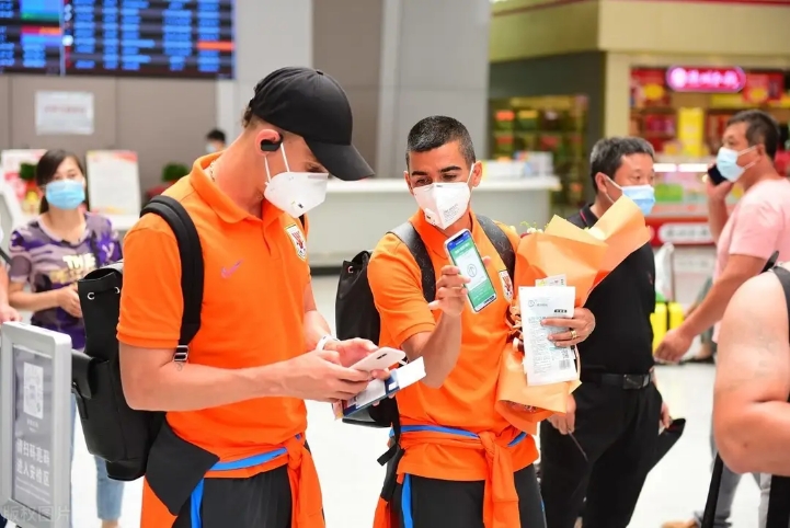 格德斯|曝足协允许29号再调整，莱昂只踢一场便走人？格德斯能逆袭上岸吗