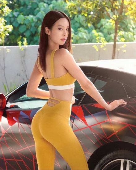 吉娜·爱丽丝|31岁钢琴女神李元玲，体重虽不足百斤，却臀部饱满有曲线