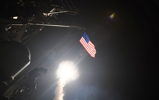 美國損失巨大，俄羅斯在敘利亞“活捉”20枚戰斧導彈，一系統立功-圖1