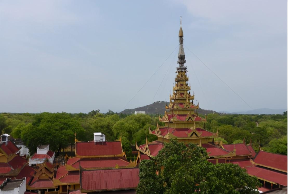 古镇|世界最大皇宫，占地四百万平相当于五百个足球场，坐拥89座大殿