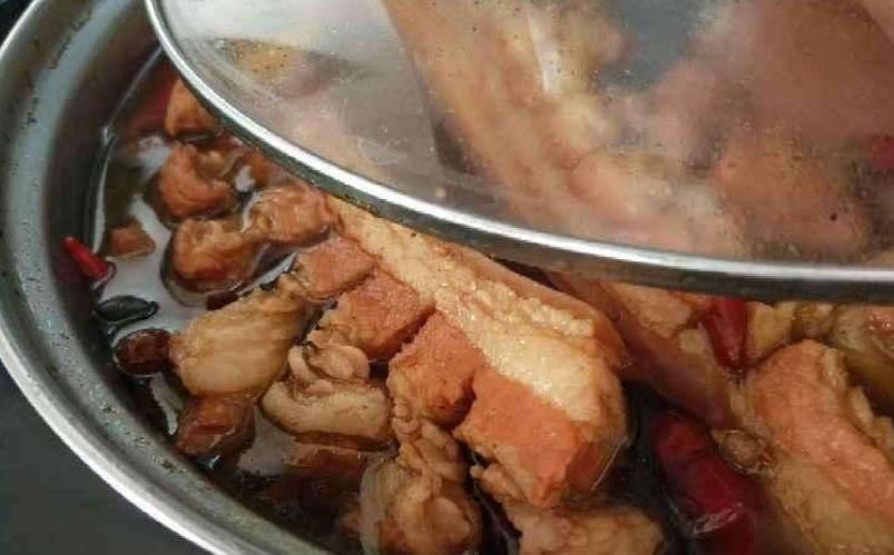 五花肉|不管卤什么肉，这“2样”不能少，不然味道减一半