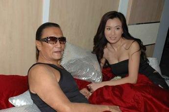 杨幂|她曾“红极一时”被人下药后失身，为生计拍“风月片”，如今48岁美如“妖精”