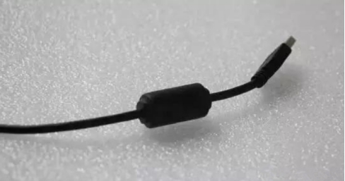 |电源线上的小疙瘩原来有这么多优点！