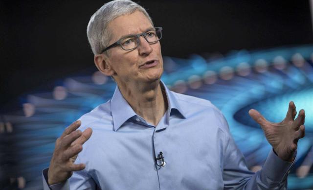 「苹果」库克突然宣布重要消息！特朗普始料未及，国内苹果粉丝要失望了