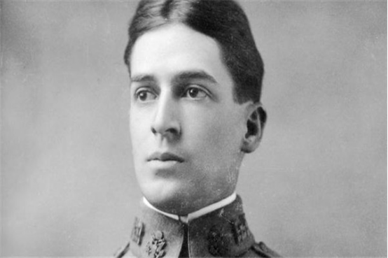 慈禧太后|世界四大将军分别是谁?我国这位元帅上榜,麦克阿瑟排第一