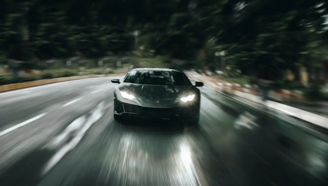 蔚来汽车|蔚来汽车“14万换胎”案水落石出，法院判车主全责！