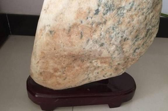 「」一旦阳台上摆上这几样东西，家中好运到爆，坐着发财