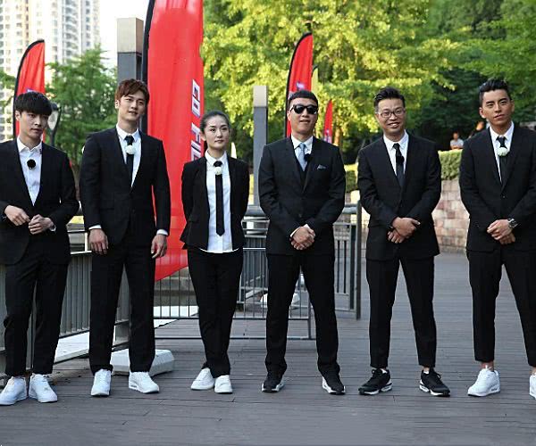 「极限挑战」《极限挑战》下期迎来重量级嘉宾，张艺兴离开，他补上了遗憾