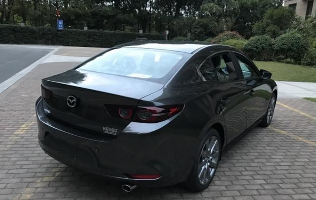 『马自达3』听从朋友的建议，花14万提辆新款马自达3，车主：我想说句大实话