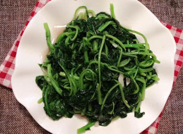 #苋菜#夏天，遇到这菜多囤些，每天炒一盘，清肠刮油，小肚子不鼓了