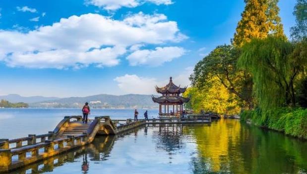 凤凰古城@中国“悲惨”的3大景点：曾人山人海，今少有人来，现免费开放