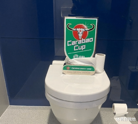 热刺|穆帅太狠了！热刺核心人有三急，拉一半被揪出来，全场最佳：马桶