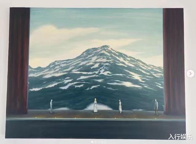 阿娇@阿娇离婚陈冠希连发3条状态，配图“疯狂、性感”，内涵她有问题