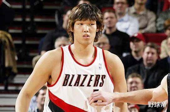 扣篮■哈达迪NBA生涯一共扣篮27次，河升镇14次，那姚明和阿联呢？太牛了！