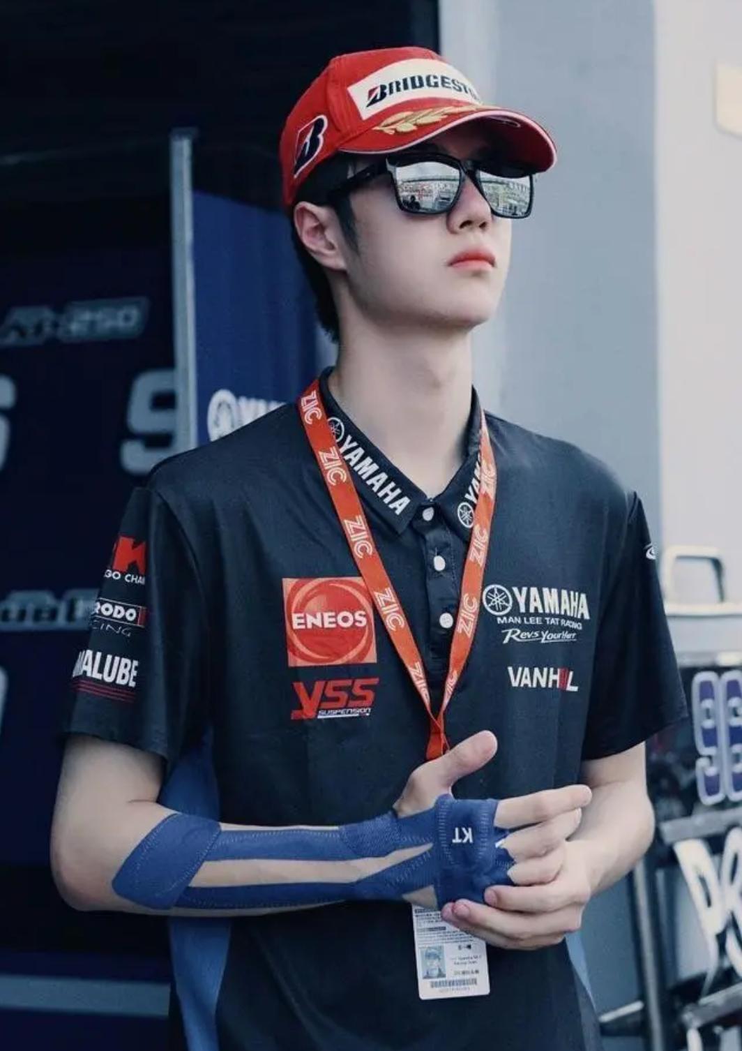 『尹正』王一博帮尹正宣传新剧，结果粉丝关注点不在剧上，全在一博话里？