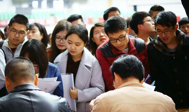 专升本|教育部发布通知,专科生迎来“坏消息”,学生很苦恼:难以接受