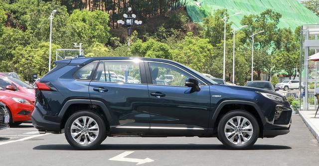 本田CRV|丰田又成功了！四驱性能超过CR-V，油耗百公里4.3L