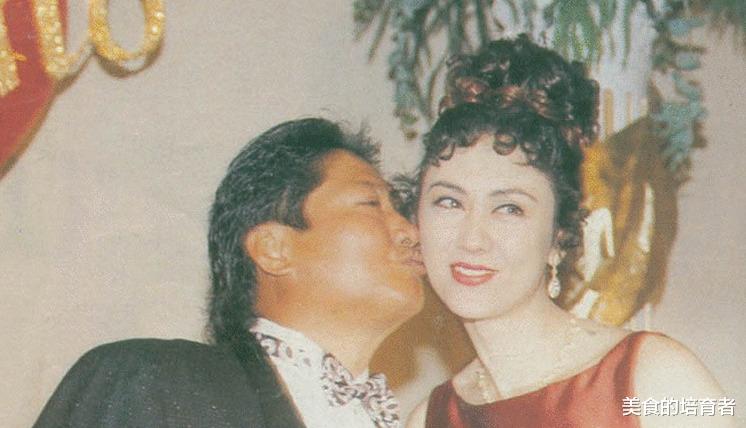 洪金宝|洪金宝与前妻14年生4子，大女儿颜值高随妈妈，36岁至今未婚