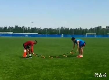 「邓紫棋」职业素养高，天海2外援依然坚持训练，获得国内8支球队青睐