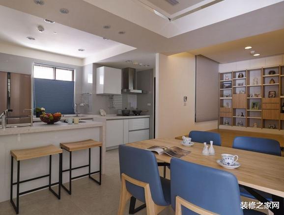 全屋定制了柜子，朋友戏称次卧可以“变形”，晒晒图片