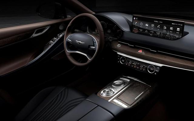 【豪华车】豪华不输宾利，又一品牌将携旗下新车入华，或配2.5T、3.5T动力！