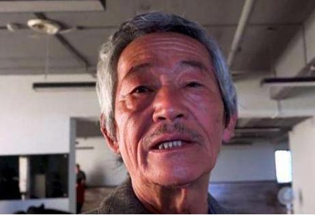 曾经搭档林志颖出演《天龙八部》,如今却无戏可拍沦为网红!