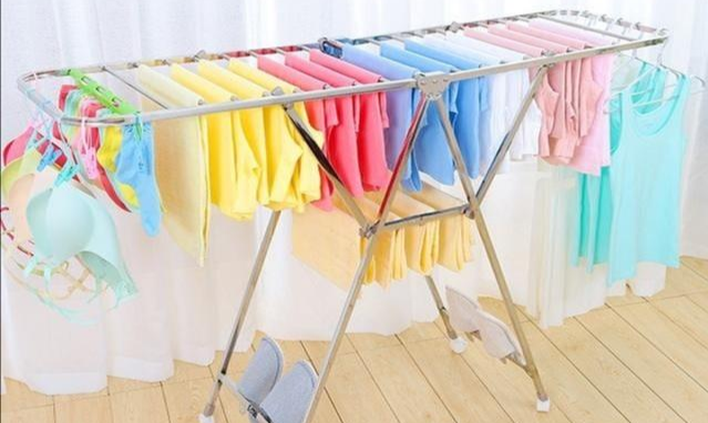 |将阳台打通和客厅成一体，5种方法解决晾衣服问题，太实用了！