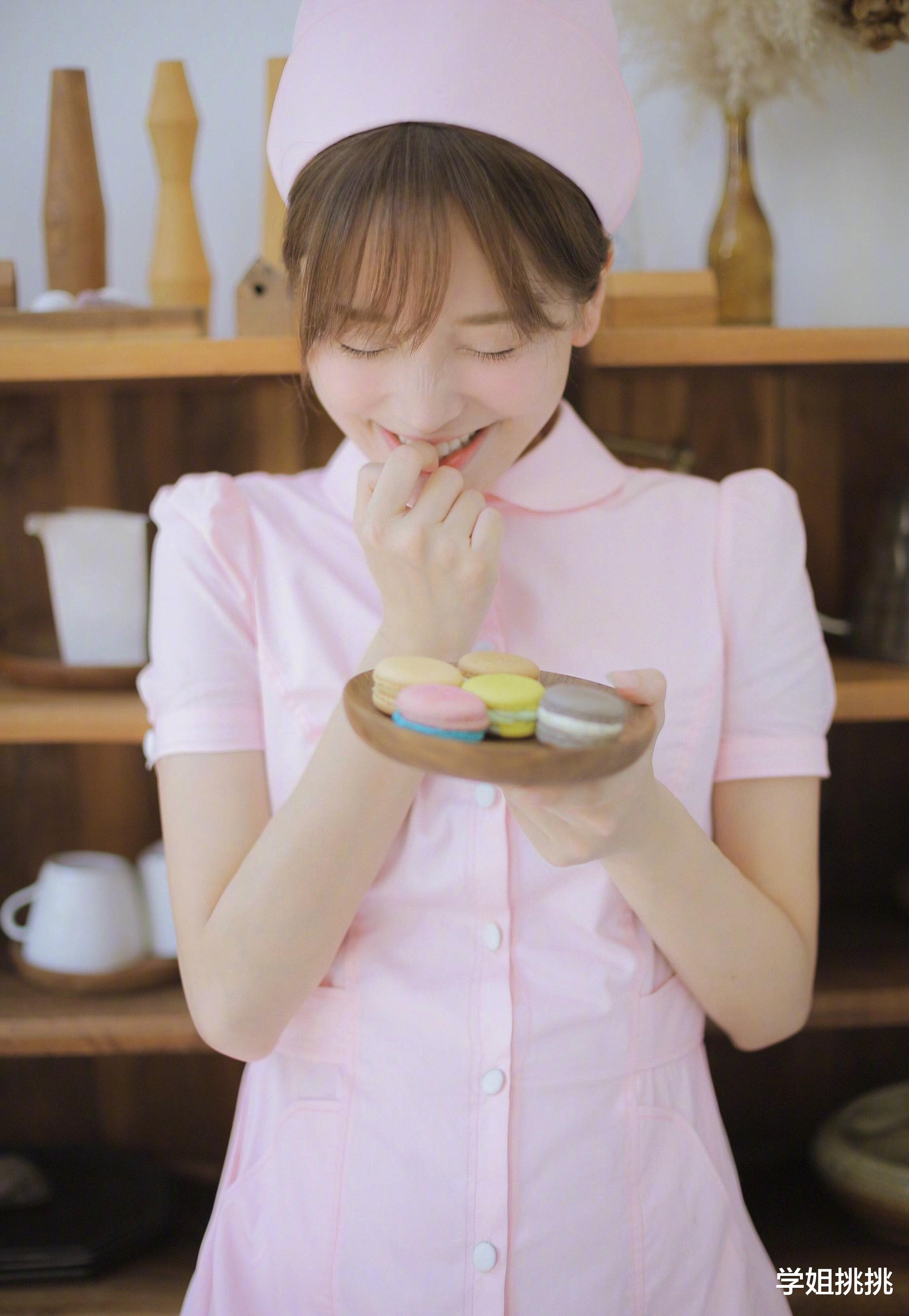 眼妆|金莎太美了，一身护士装又纯又靓，有这颜值也恨嫁吗？