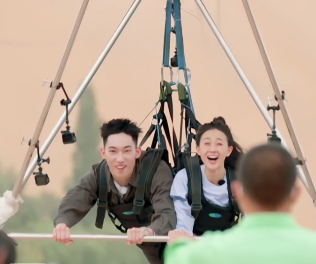 张豆豆|《女儿们的恋爱》男嘉宾提出“无理要求”知道他年龄和背景，理解了