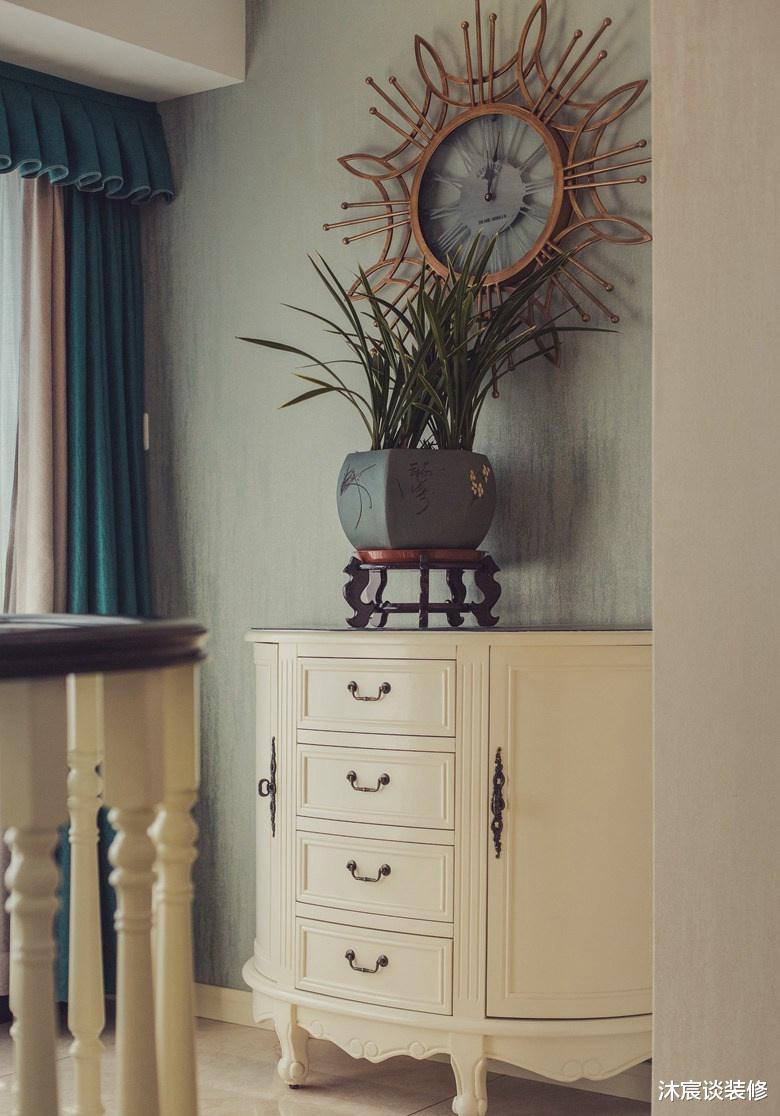 ：220㎡复式，现代美式+轻奢混搭，室内凸显华丽高雅，更显年轻时尚