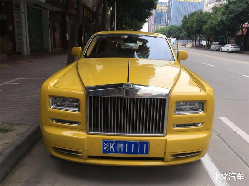 #娱乐圈#被一首歌养活十几年，退出娱乐圈后被骗千万，如今开定制劳斯莱斯！