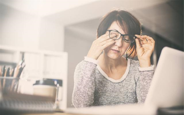 『疾病』早上起床若出现四个症状，很遗憾通知你：脑梗可能即将登门拜访