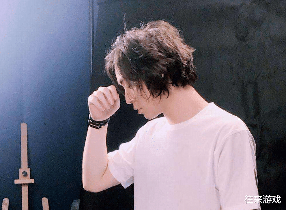 张大仙▲张大仙公布吕布最强出装，这件1840才是核心，出完秒伤9000！