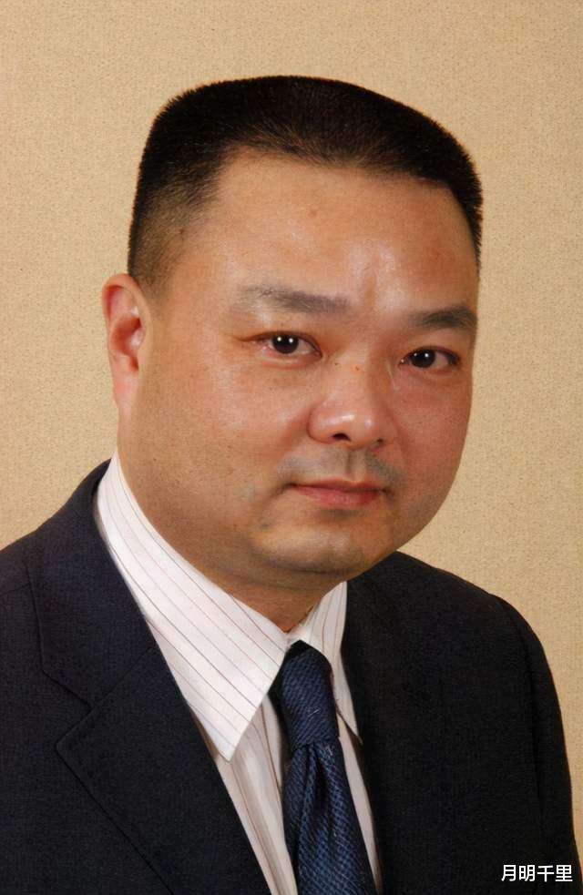 华为|谁将是任正非的接班人？孟晚舟还是任平？华为核心成员照片有端倪