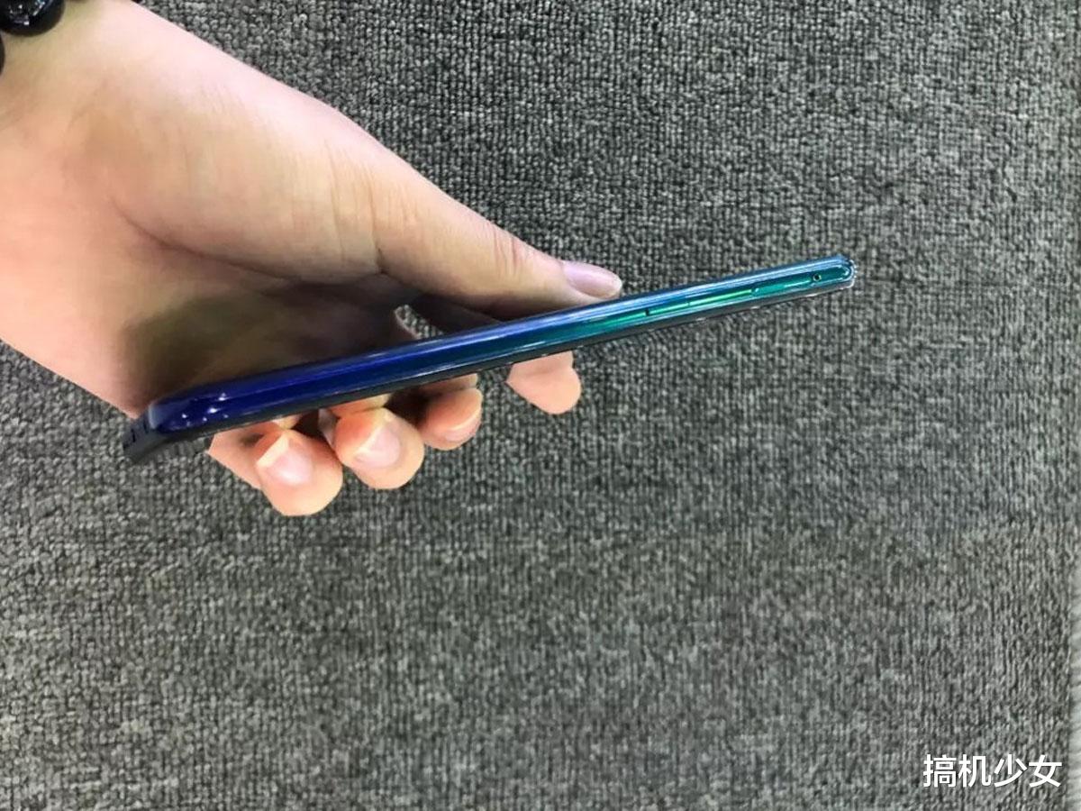 「电池」热卖一年的千元机，618后依旧值得入手，128GB+五千电池仅1098