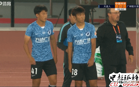 贝尼特斯|中超名帅为中国足球拼了：关键战派出10名U23创新纪录！