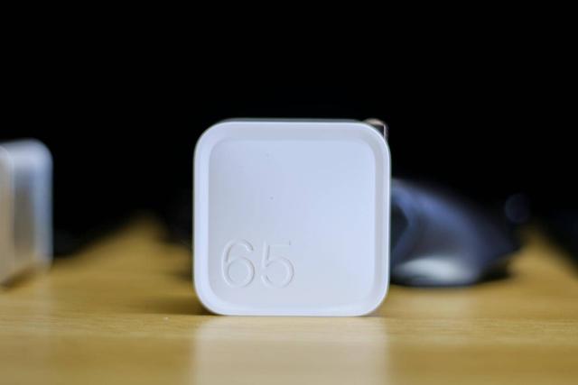 笔记本|RAVPower 65W充电头，有A有C更好携带