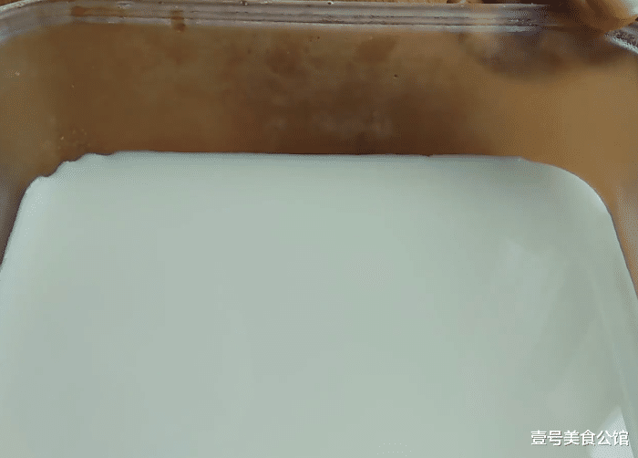 吉利丁▲2个芒果,1包牛奶,在家做美味甜品,Q弹爽滑,吃了一次还想吃