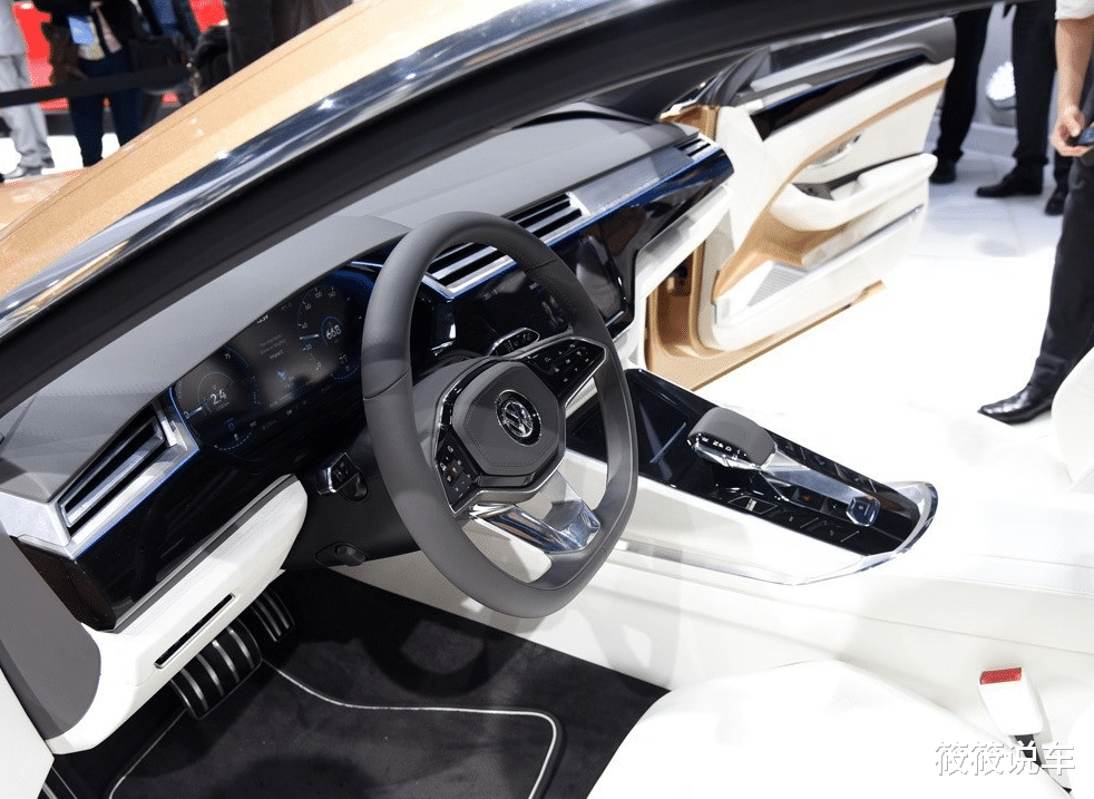 『大众汽车』大众新“静音王”登场,配无框门+豪华沙发,爆245马力,零百6.5S