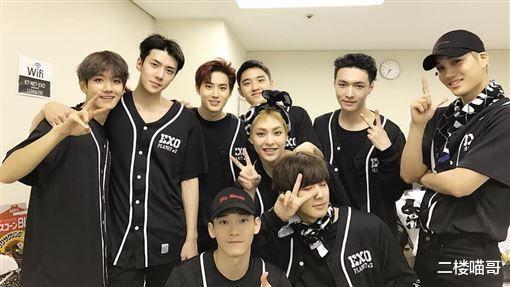 [张艺兴]张艺兴手机壁纸曝光，揭EXO友情真相