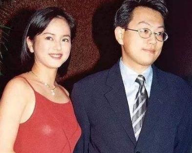 #叶蕴仪#“玉女”叶蕴仪离婚，前夫陈柏浩曝出：她需求比常人高