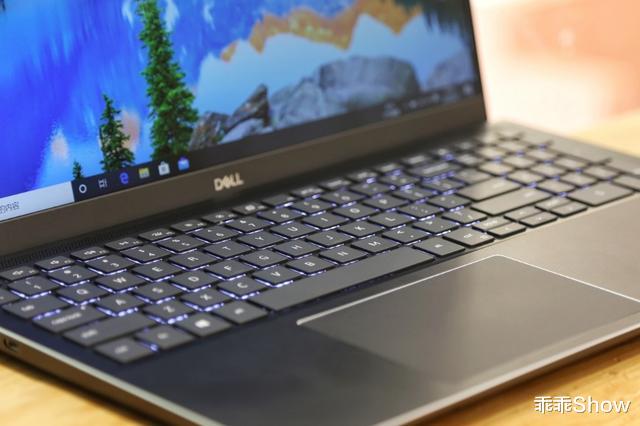 戴尔灵越|戴尔灵越7000体验 4K屏加硬实力打造高性能办公生产力工具