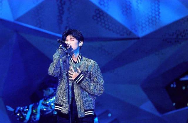 华晨宇|男歌手网络影响力排行榜，华晨宇第八，周震南第三，榜首让人意外