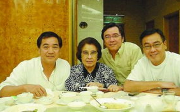 尔冬升|“毒舌”尔冬升的演员母亲：一生未演过女主角，却生了3个男主角