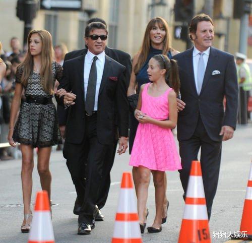 阿诺德·施瓦辛格:史泰龙为她绿施瓦辛格,今57岁似怀第6胎,史泰龙前妻报复真残忍