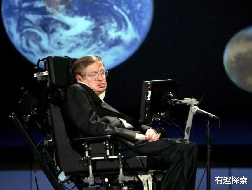 #小行星#又一熊熊火球斜滑欧洲多国上空,证明一事实,霍金末日预言真的?