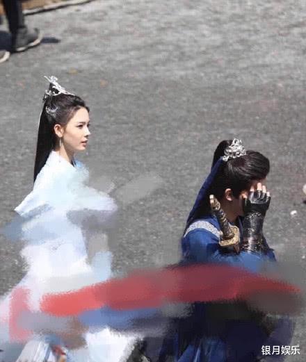 「皓衣行」《皓衣行》墨燃颜值炸裂，白衣师尊不及黑衣惊艳，师昧造型曝光