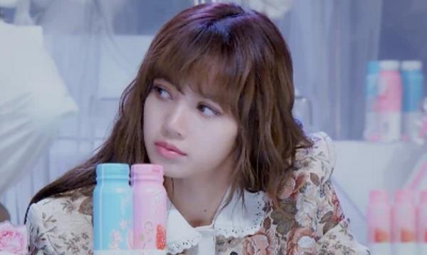 「蔡徐坤」蔡徐坤面对8年前打败自己的冠军，一句反问噎住对方，有好戏看了