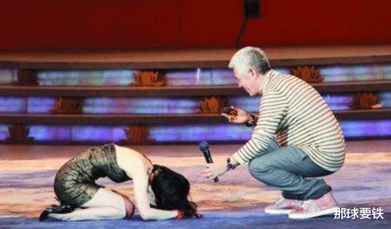 #赵本山#赵本山辉煌时期有多牛？怀中抱美人不算什么，最后一张图才叫“霸气”