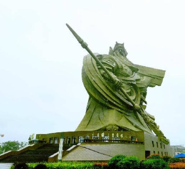神鸟知讯资讯站|15亿关羽像落户荆州，市民不喜还出事，住建部通报：少搞这种政绩